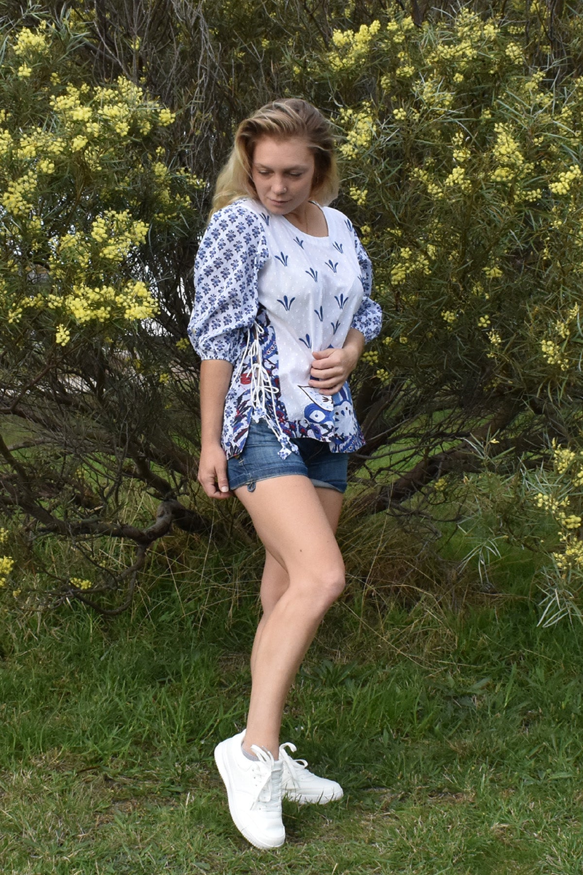 ASTRID EMBROIDERED TOP - zohaonline