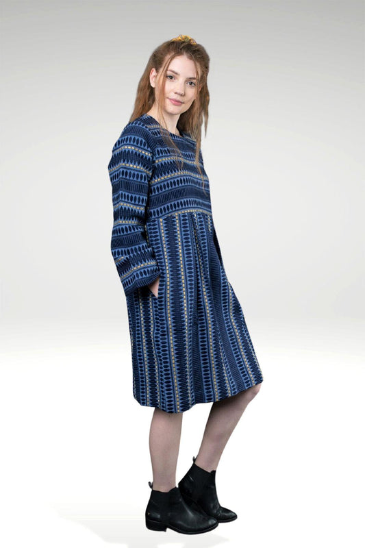 Side view of KAITLYN KATHRYN JACQUARD DRESS - zohaonline