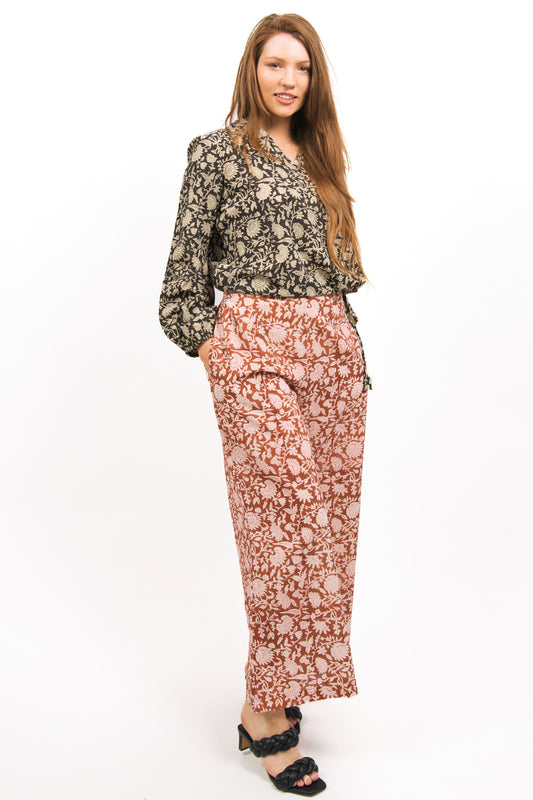 BLOCK PRINTED AMBER FLARE PANTS AND SABLE TOP FRONT VIEW - zohaonline