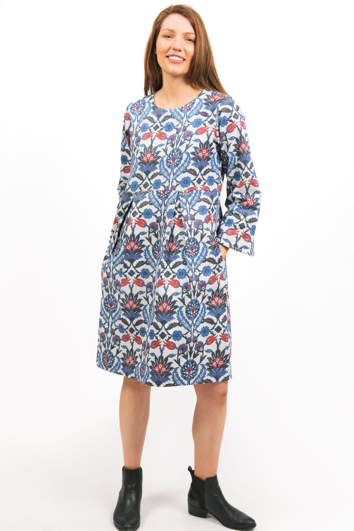 SLIGHTLY MATT VERSION OF LUNA LUREX PRINTED FLORAL DRESS - zohaonline- FRONT VIEW ON THE MODEL