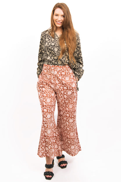 FRONT VIEW ON MODEL OF OUR SUSTAINABLE AMBER FLARE PANTS AND SABLE TOP- zohaonline